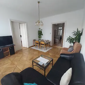 geralds-apartment-12.vienna-besthotels.com/